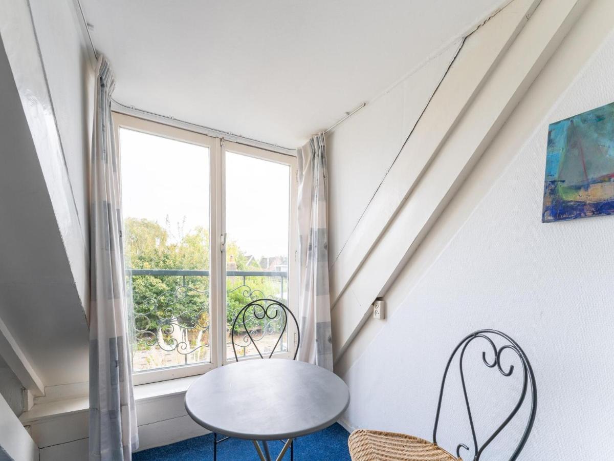 Modern Holiday Home In Heeg With Garden Esterno foto